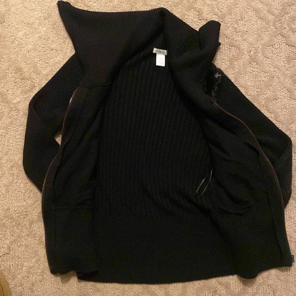 CACHÉ faux fur sequin zip sweater - Picture 6 of 7